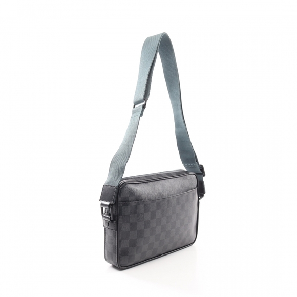 Louis Vuitton Alpha Messenger Damier Graphite Shoulder Bag Black - Picture 1 of 7
